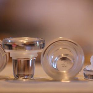 Glass Bottle Stoppers - Wine Cork - Set of 4